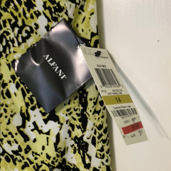 Alfani Halter top - Picture 2 of 6